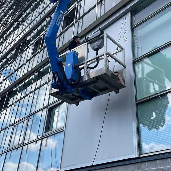Windstabile Fenstermarkise 
