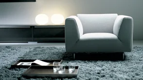 FLORHÖHE - Modernes Wohnzimmer frisch renoviert.