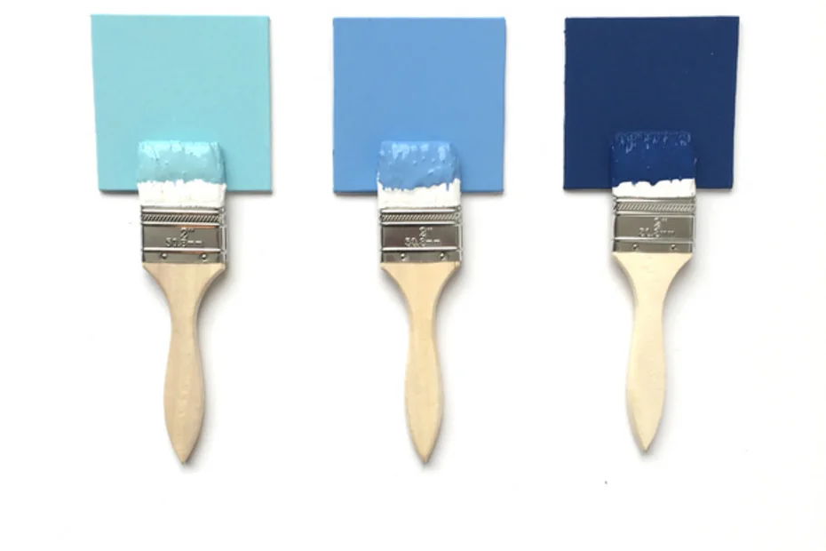 Wir mischen Ihre Wunschfarben - Anmischen von Farben durch die Farbmischmaschine nach individueller Vorgabe.