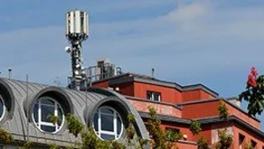 abgeschirmt - Spezialtapten die elektromagnetische Strahlen abschirmen.