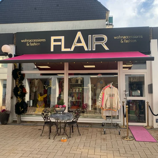 Individuelle Markisenlösung für den Modeladen – Ein Hingucker in Pink!