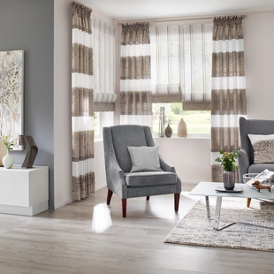 Wohnzimmer - Unland_Viva Gardinen und Raffrollos im Wohnzimmer